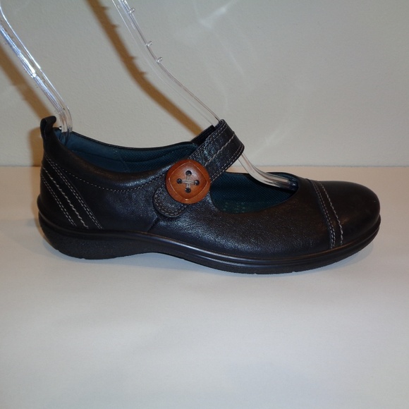 ecco shoes size 7